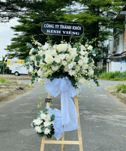 Dịch cụ đặt hoa tang lễ gấp - KT430