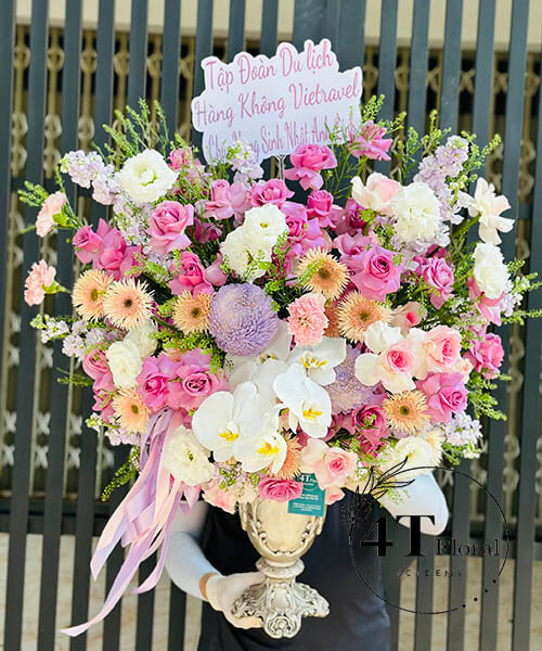 bình hoa kiểu hiện đại