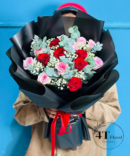 bó hoa hồng đỏ mix lạc thần