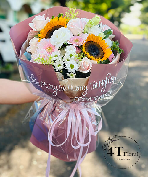 bó hoa phù hợp tặng tốt nghiệp