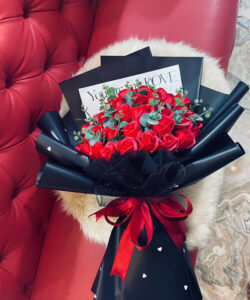 Bó hoa sáp xinh chụp kỉ yếu - HS08