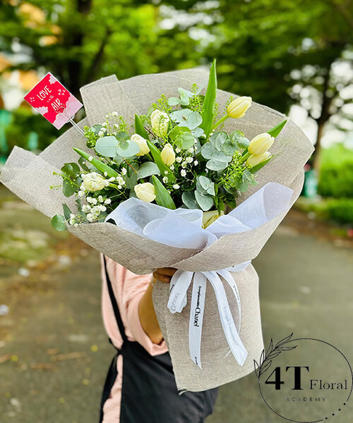 Bó hoa tươi nhẹ nhàng