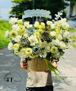 Giỏ hoa hiện đại hồng trắng mix sen đá - GH240