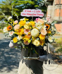 Giỏ hoa hiện đại tone vàng - GH237