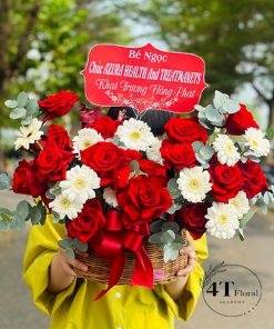 Giỏ hoa hồng đỏ mix đồng tiền - GH175