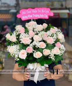 Giỏ hoa hồng kem tặng chị - GH167