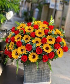 Giỏ hoa sáp rực rỡ - HS91