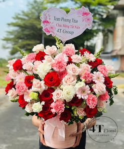 Giỏ hoa tone đỏ hồng đầy đặn - GH126