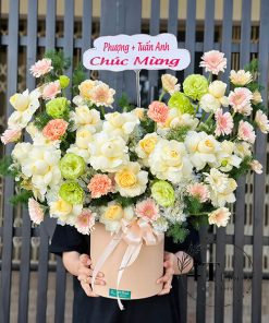 Giỏ hoa tone vàng bay bổng - GH121