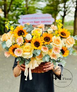 Giỏ hoa hồng tone vàng chúc mừng sinh nhật - GH120