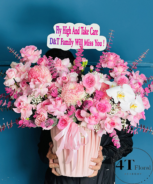 Giỏ hoa tươi phong phú