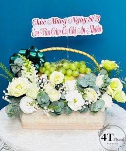 Giỏ trái cây mix hoa chúc mừng ngày lễ - TC50