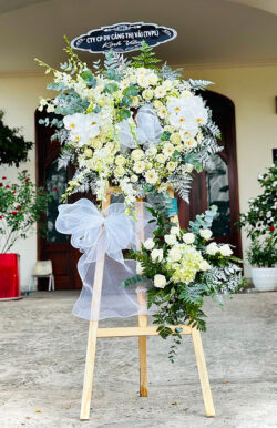 Hoa đi viếng sang trọng - HV12