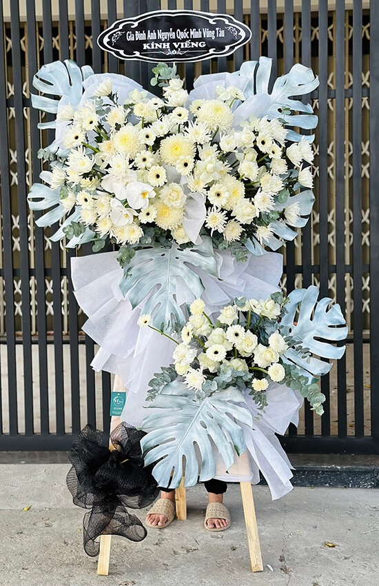 hoa tang lễ kiểu mới