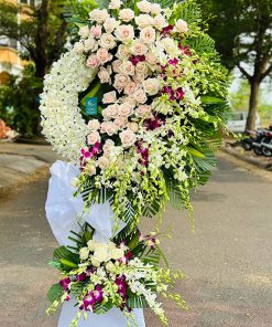 Kệ hoa chia buồn ba tầng nhiều hoa - HV21