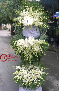 Kệ hoa chia buồn ba tầng to đẹp - HV23