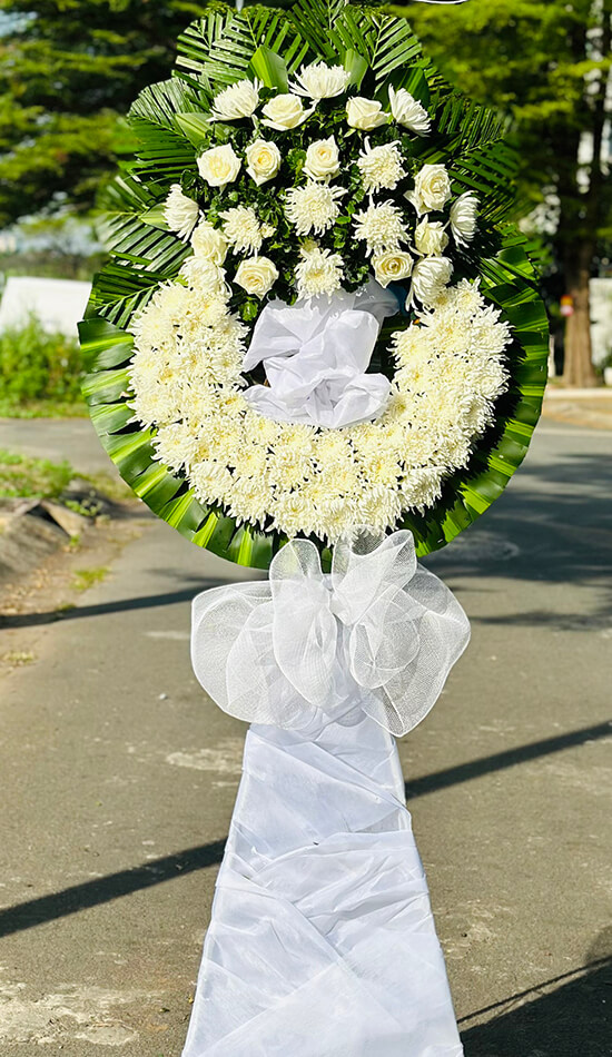 kệ hoa chia buồn cúc trắng