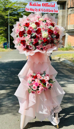 Kệ hoa chúc mừng sinh nhật sếp nữ - HK79