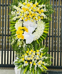 Kệ hoa đám tang ba tầng đầy đặn đẹp - HV34