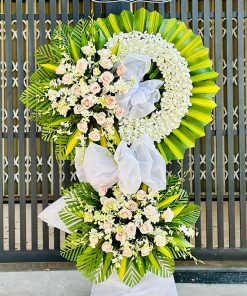 Kệ hoa đi đám tang hai tầng mix hồng kem đẹp nhã nhặn - HV39