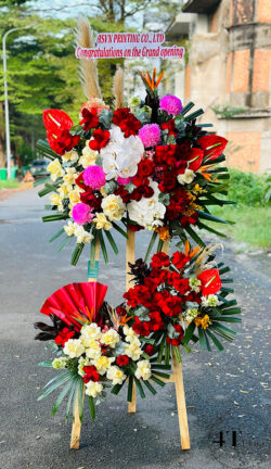 Kệ hoa khai trương màu sắc – HK120