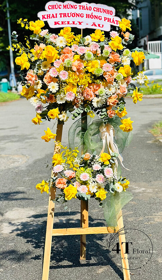 kệ hoa khai trương phong cách hiện đại