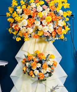 Kệ hoa khai trương tone vàng cam - HK42