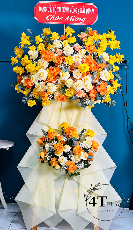 kệ hoa khai trương tone vàng kem