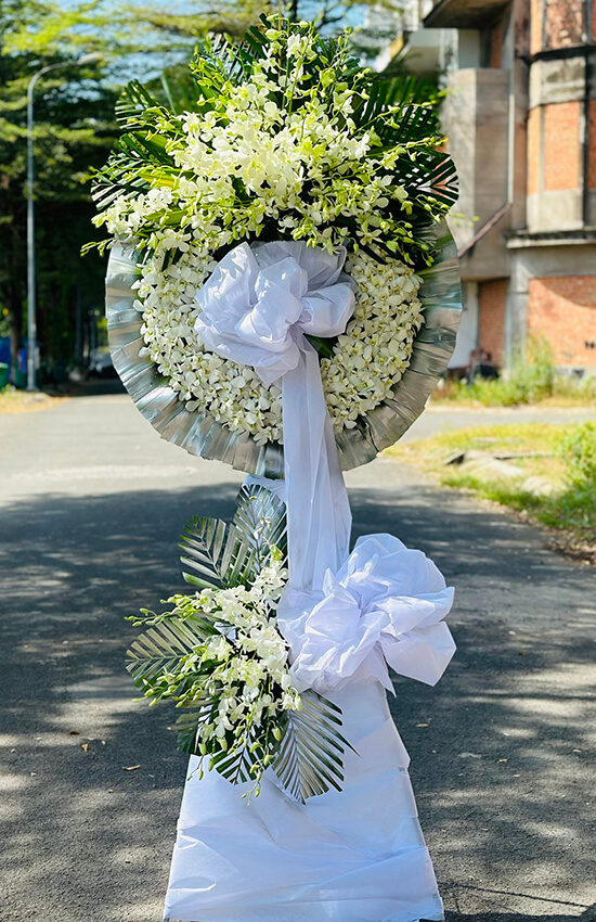 kệ hoa lan thái hai tầng chia buồn