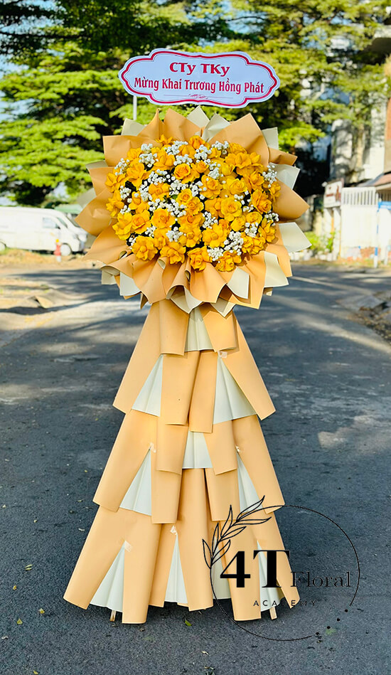 Kệ hoa một tầng màu vàng