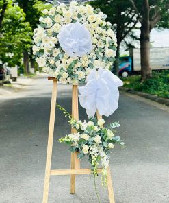 Kệ hoa tang lễ hồng trắng đồng tiền - HV52