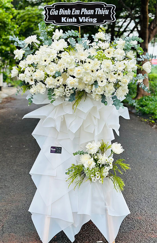 kệ hoa tang lễ thành kính chia buồn