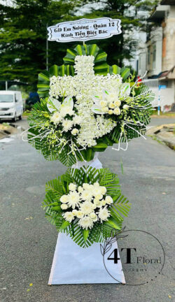 Kệ hoa tang thánh giá - HV134