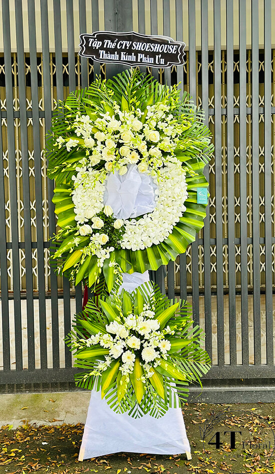 Kệ hoa tang thương tiếc