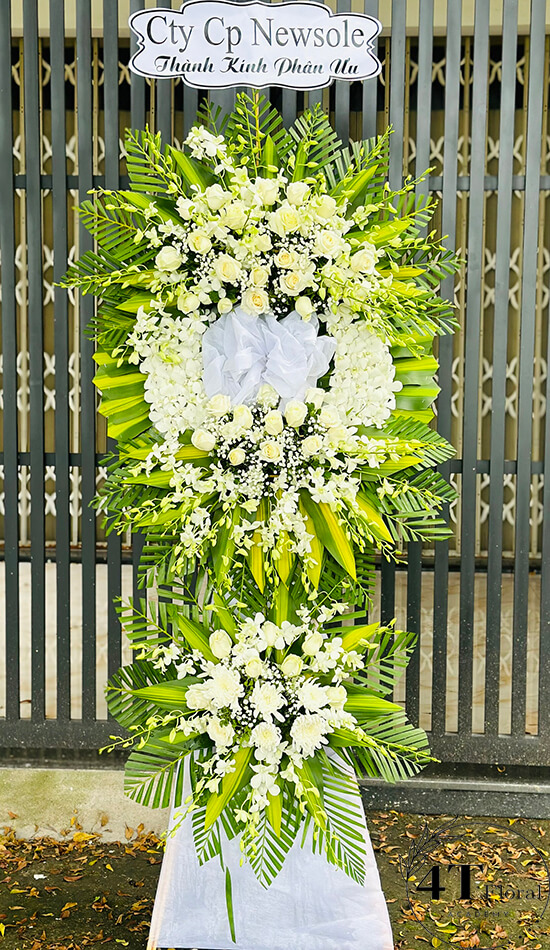 Kệ hoa tang tưởng nhớ