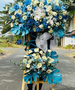 Kệ hoa tone xanh mix lan hồ điệp - HK21