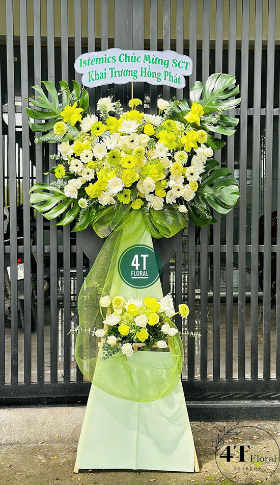 Kệ hoa tươi tone xanh lá