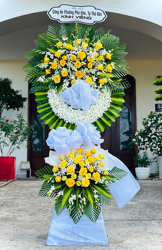 kệ hoa viếng hai tầng hồng vàng