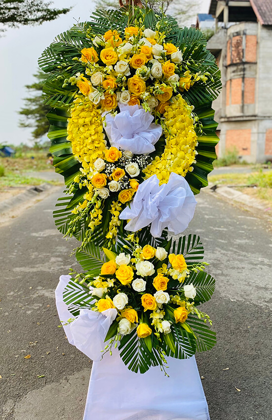 kệ hoa viếng lan thái vàng mix hồng vàng đẹp